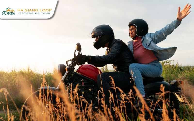 Ride to Ha Giang's waterfalls with an easyrider