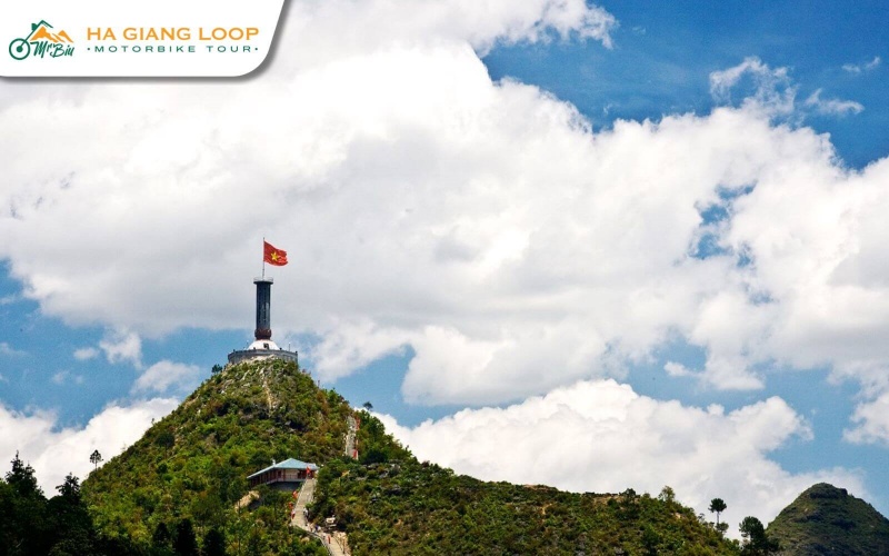 Lung Cu Flag Tower is ideal for cloud views from above