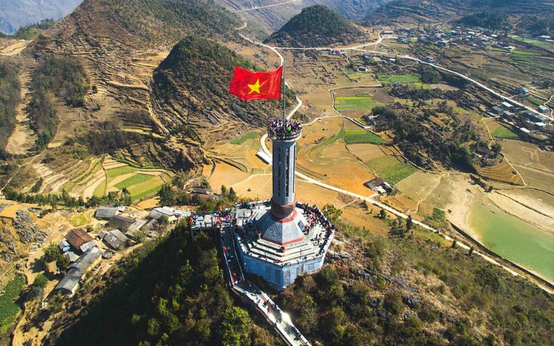 Thumbnail Lung Cu Flag Tower