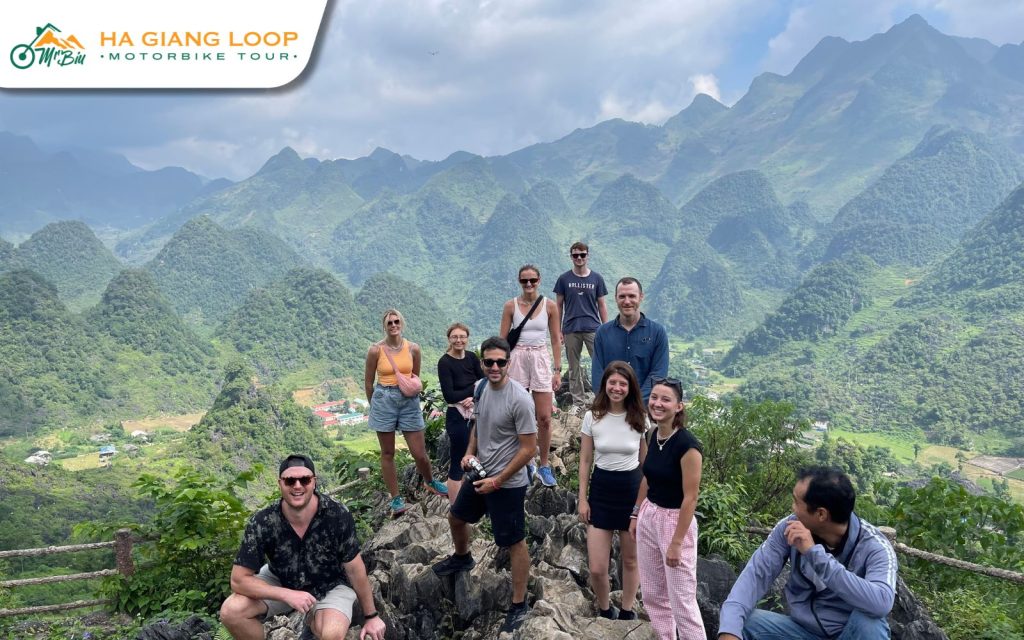 How much should I tip in Ha Giang Loop?