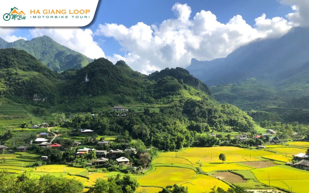 Experience the vibrant culture of the local ethnic minorities in this valley town