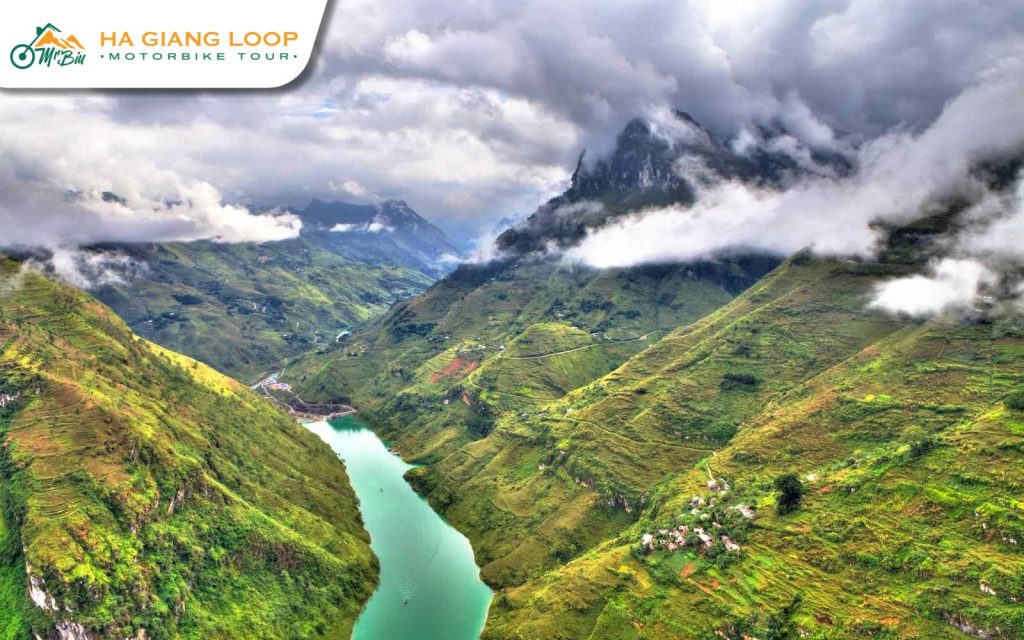 “Eye of Ma Pi Leng” in Ma Pi Leng Pass Ha Giang Loop