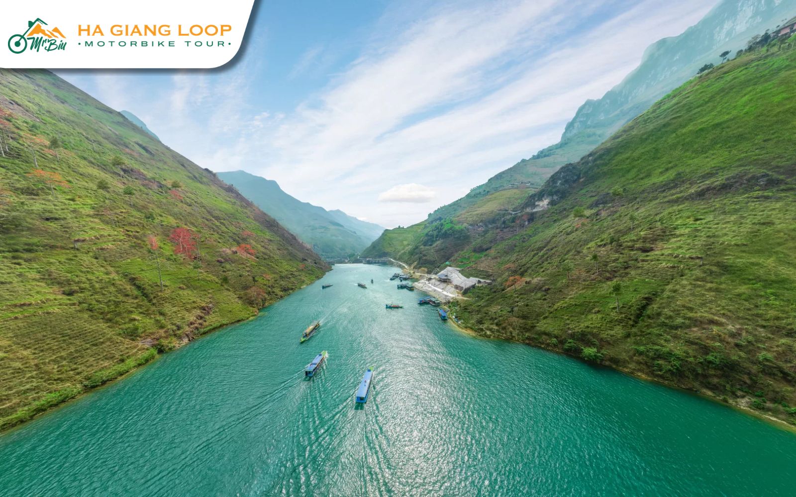 Preparing carefully for your journey to the Nho Que River in Ha Giang province