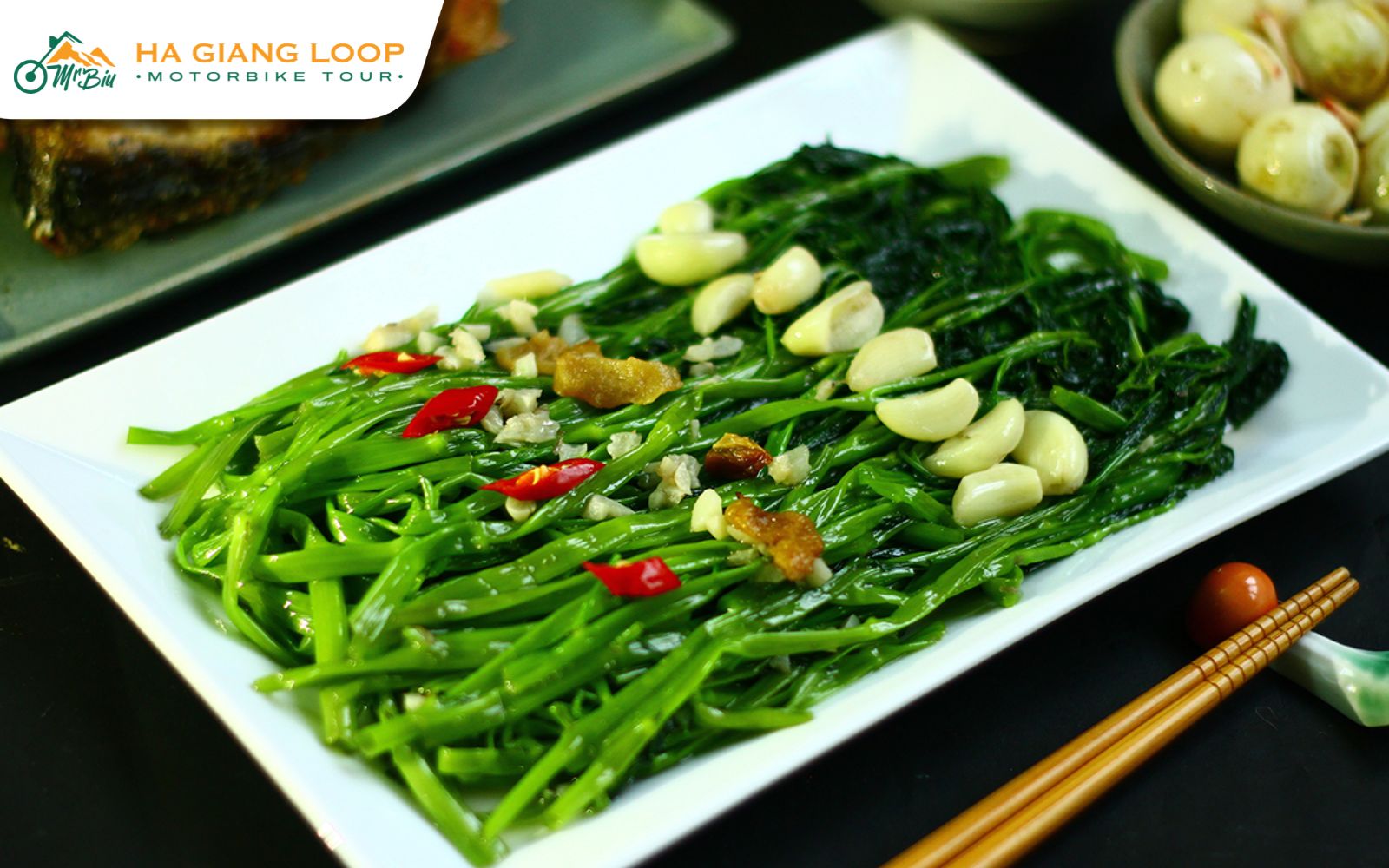 Rau Muống Xào Tỏi is one of Ha Giang Loop vegetarian food options