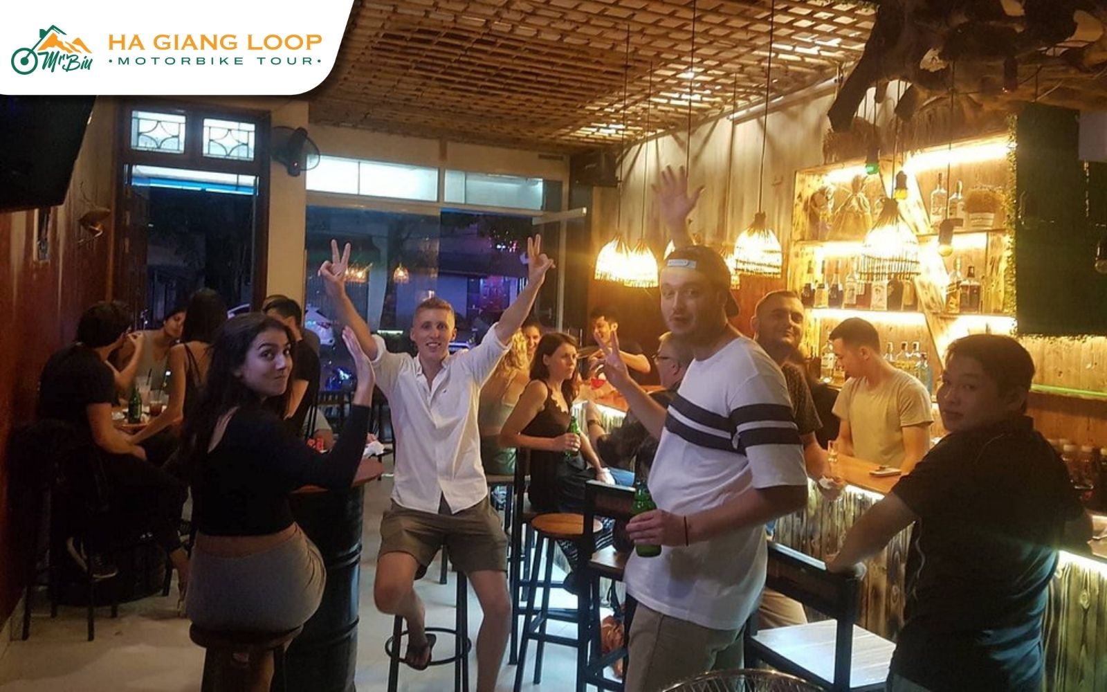 Lively bar café to enjoy drinks and Ha Giang coffee shops scene