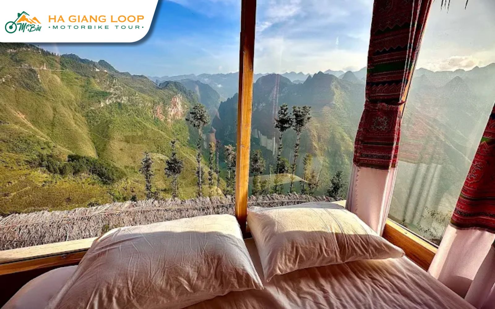 Cliffside lodge with canyon views on the Ha Giang Loop