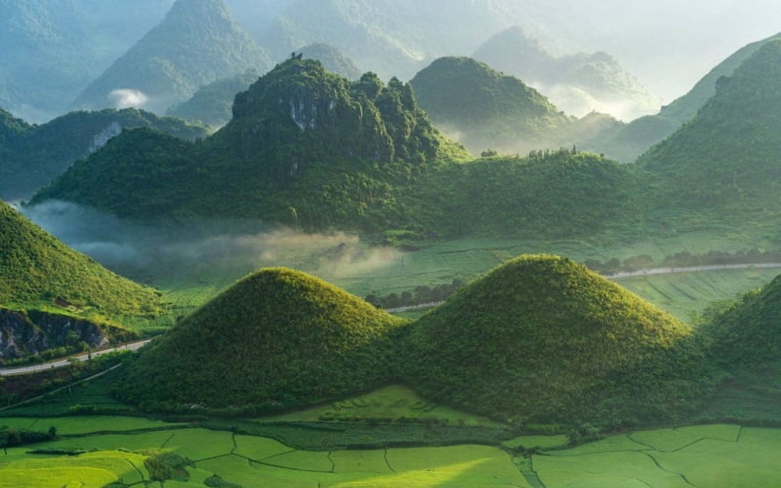 Twin Mountains Ha Giang
