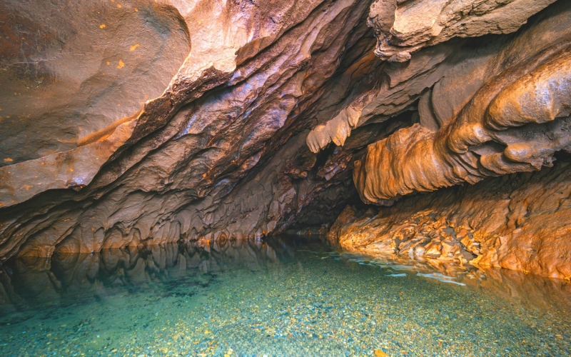 best caves in Ha Giang