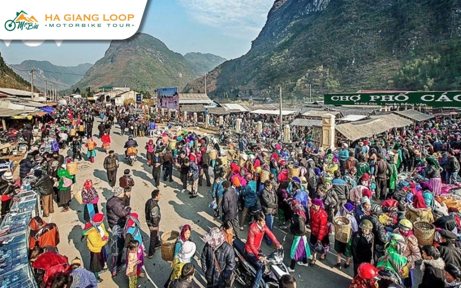 Where is Pho Cao Market Located