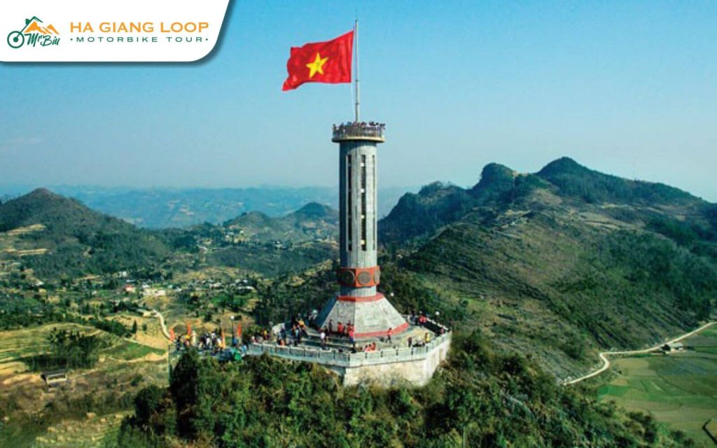 Lung Cu flagpole