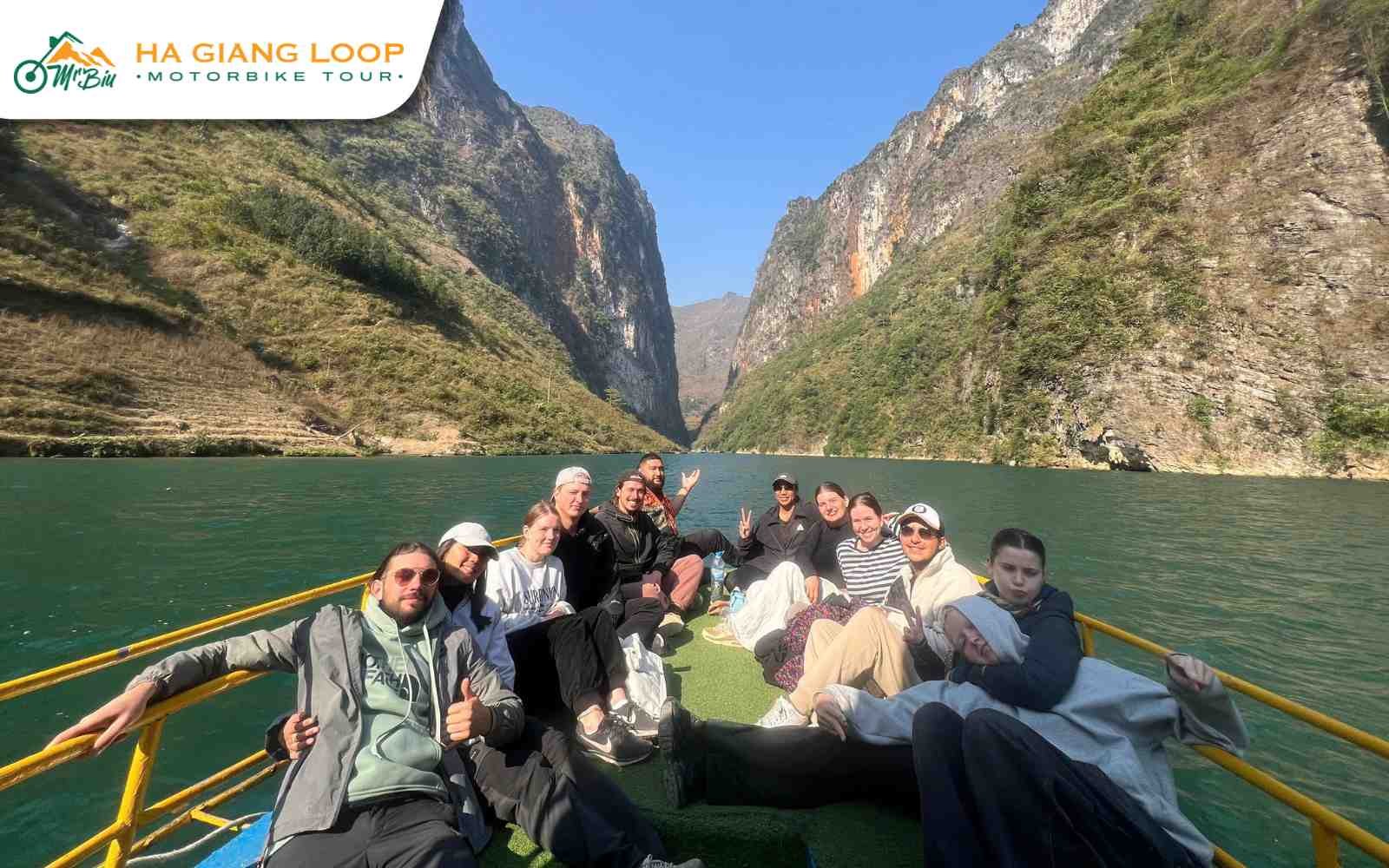 Nho Que River boat trip through Tu San Canyon