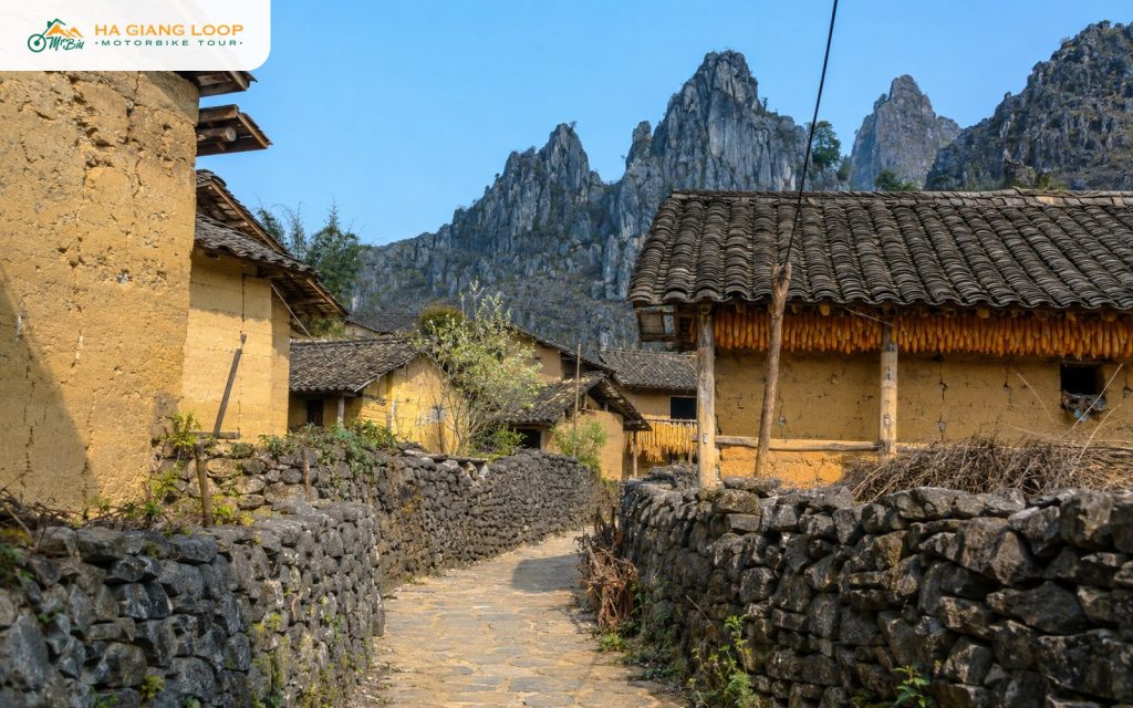 Bac Sum Pass descent on the Ha Giang Loop
